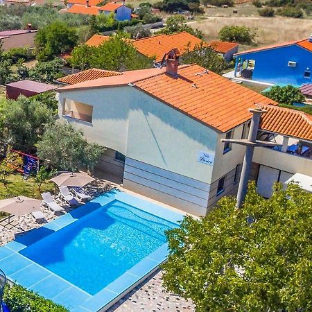 All Seasons Apartment Pula Bagian luar foto